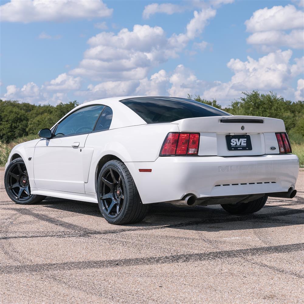 1994-04 Mustang SVE R350 Wheel & Kenda Tire Kit - 18x9/10  - Gloss Black