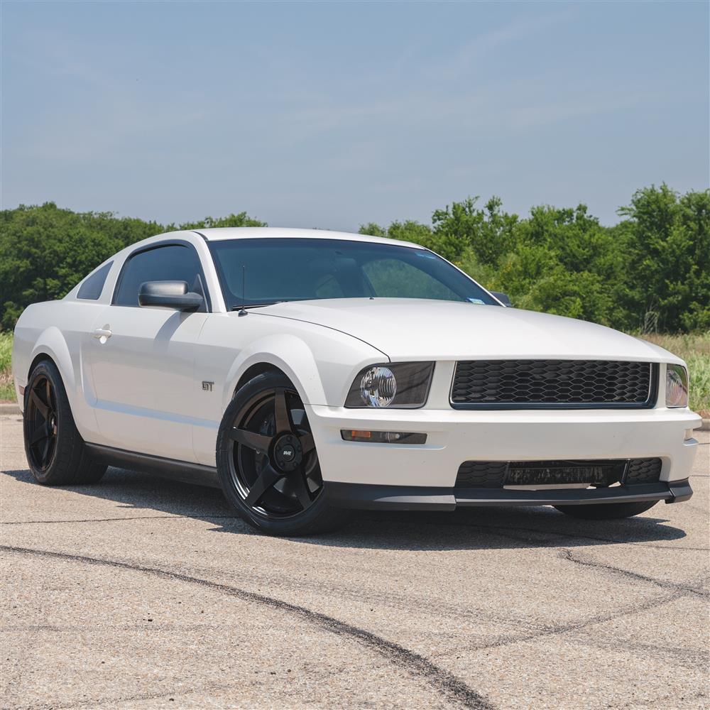 2005-14 Mustang SVE R355 Wheel & Nitto NT05 Tire Kit - 19x10/11 - Gloss Black
