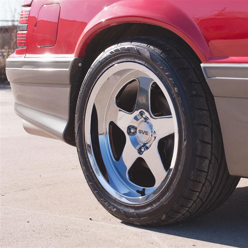 1979-93 Mustang SVE 4 Lug SC Wheel & Sumitomo Tire Kit - 17x8/9 - Chrome