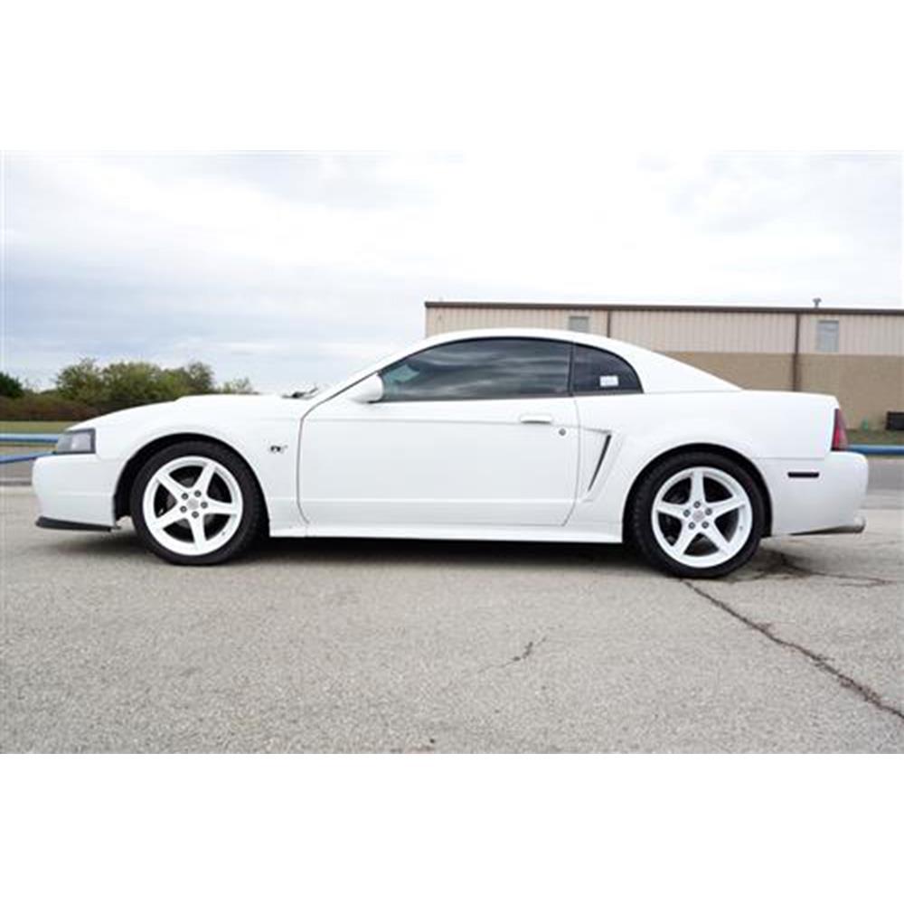 1994-04 Mustang SVE Saleen Wheel & Kenda Tire Kit - 18x9/10  - White