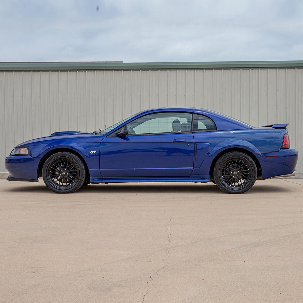 1994-04 Mustang SVE Series 1 Wheel & Kenda Tire Kit - 18x9/10  - Black