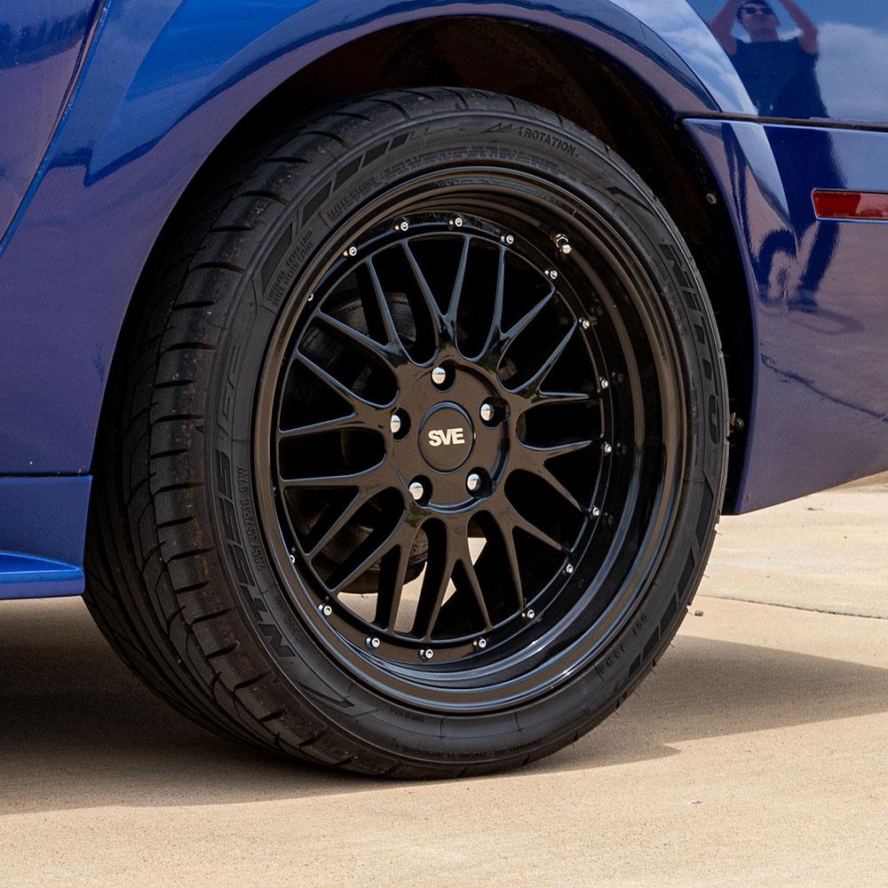 1994-04 Mustang SVE Series 1 Wheel & Kenda Tire Kit - 18x9/10  - Black