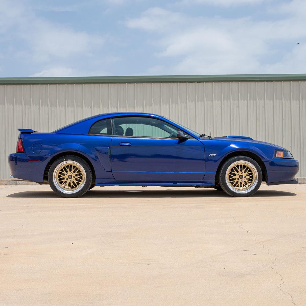 1994-04 Mustang SVE Series 1 Wheel & Kenda Tire Kit - 18x9/10  - Gold