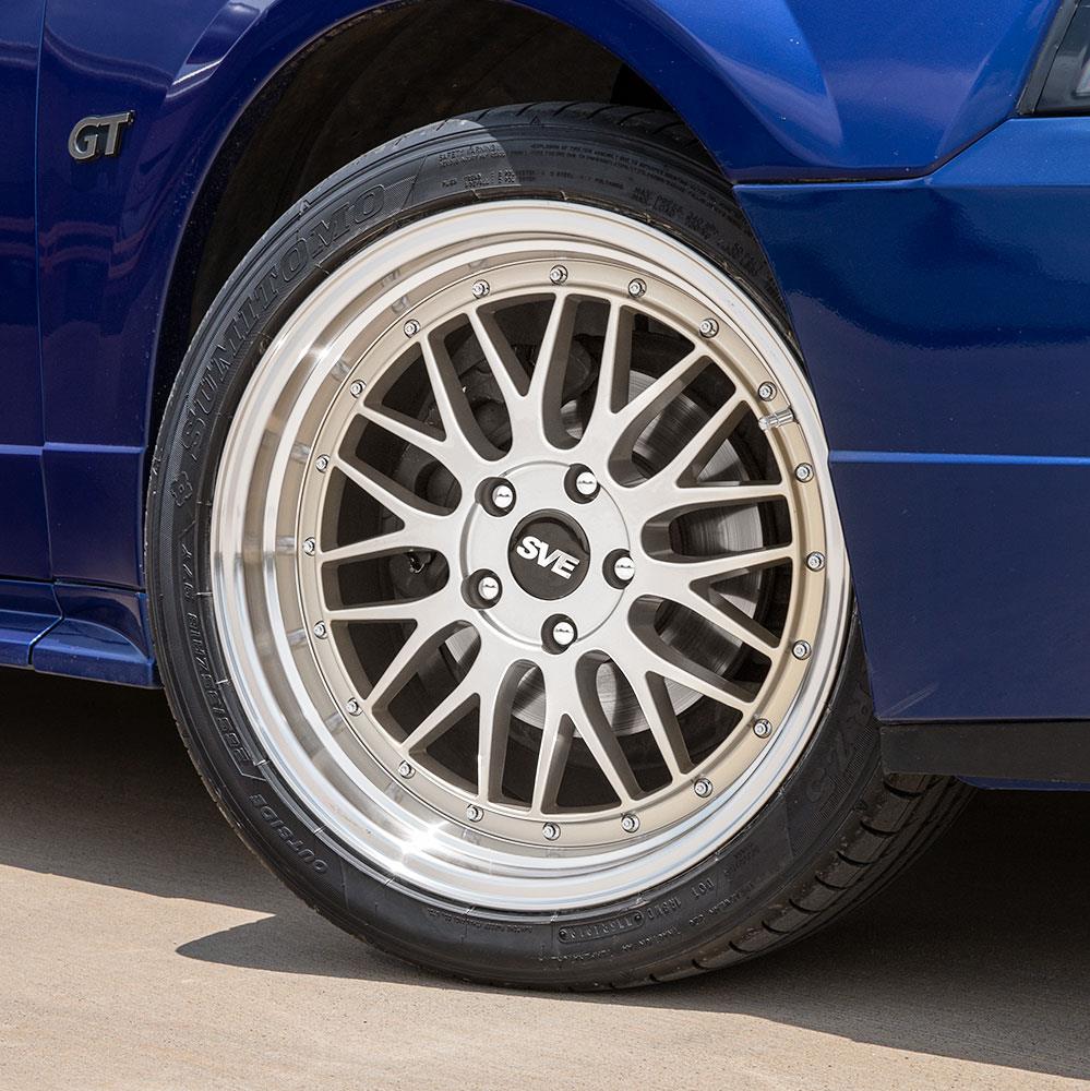 1994-04 Mustang SVE Series 1 Wheel & Kenda Tire Kit - 18x9/10  - Silver