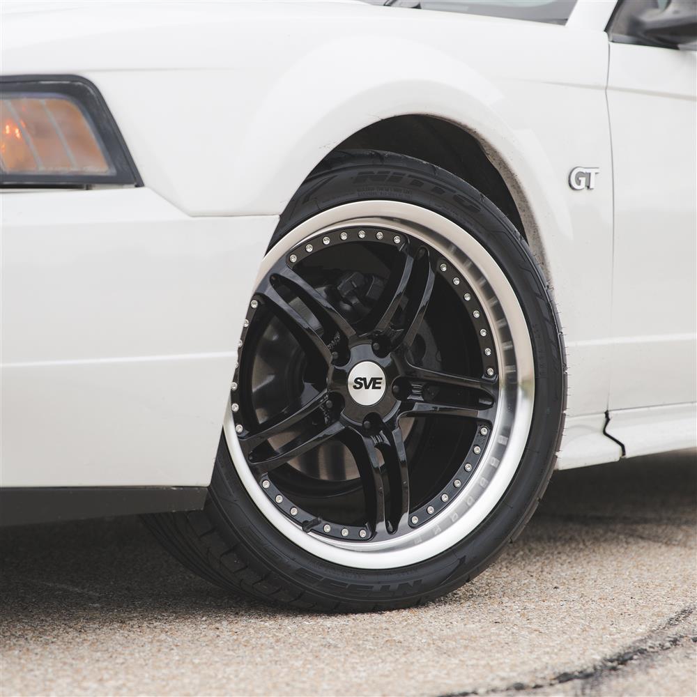 1994-04 Mustang SVE Series 2 Wheel & Kenda Tire Kit - 18x9/10  - Black