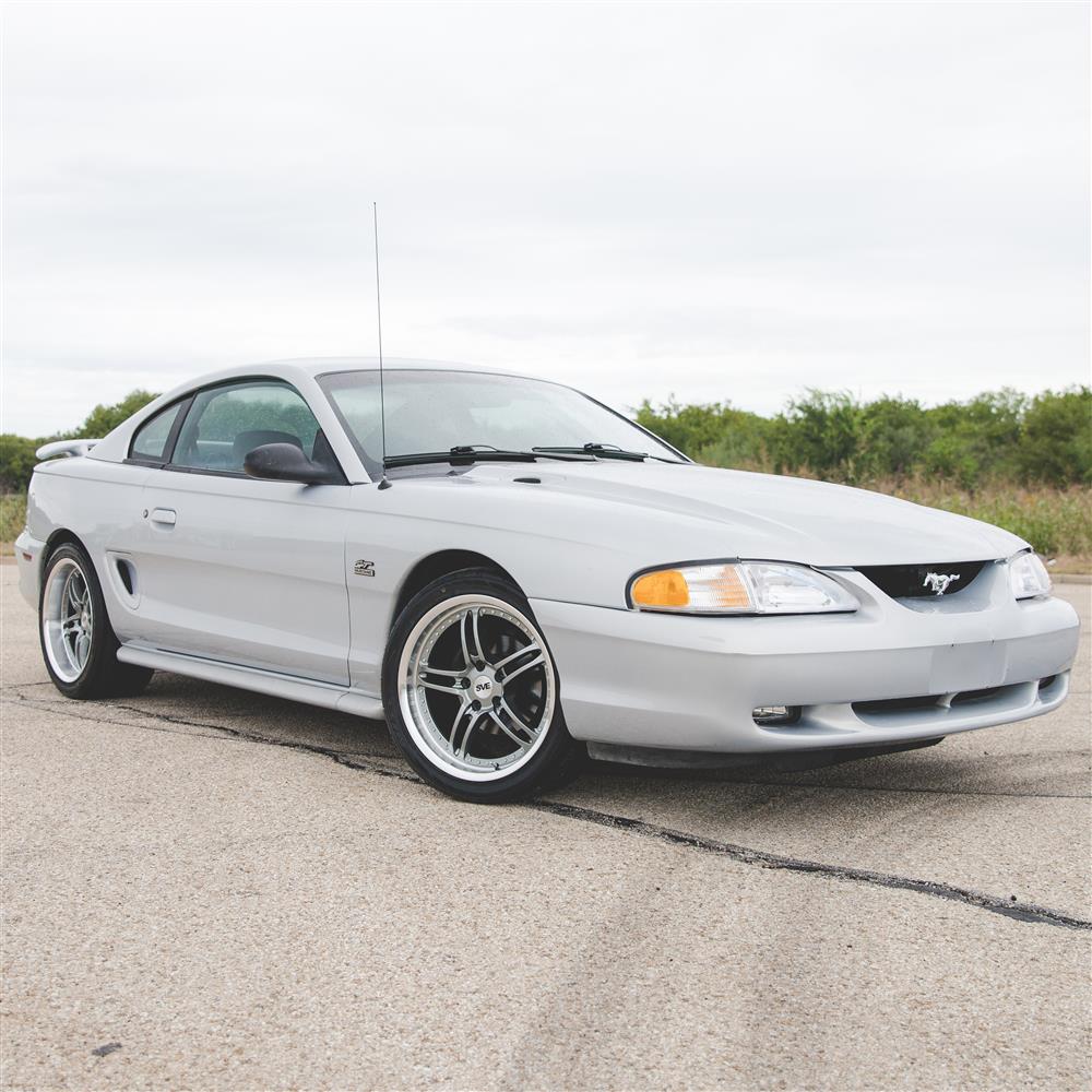 1994-04 Mustang SVE Series 2 Wheel & Kenda Tire Kit - 18x9/10  - Gun Metal