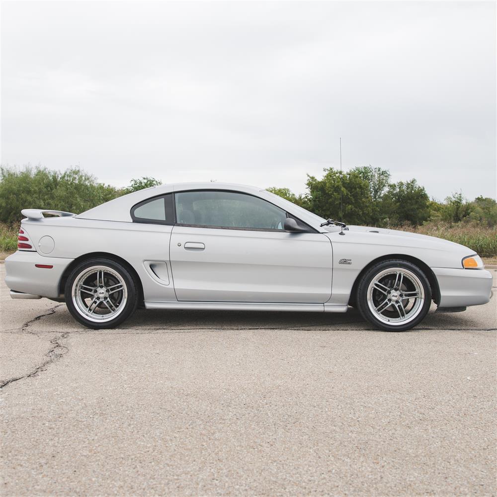 1994-04 Mustang SVE Series 2 Wheel & Kenda Tire Kit - 18x9/10  - Gun Metal