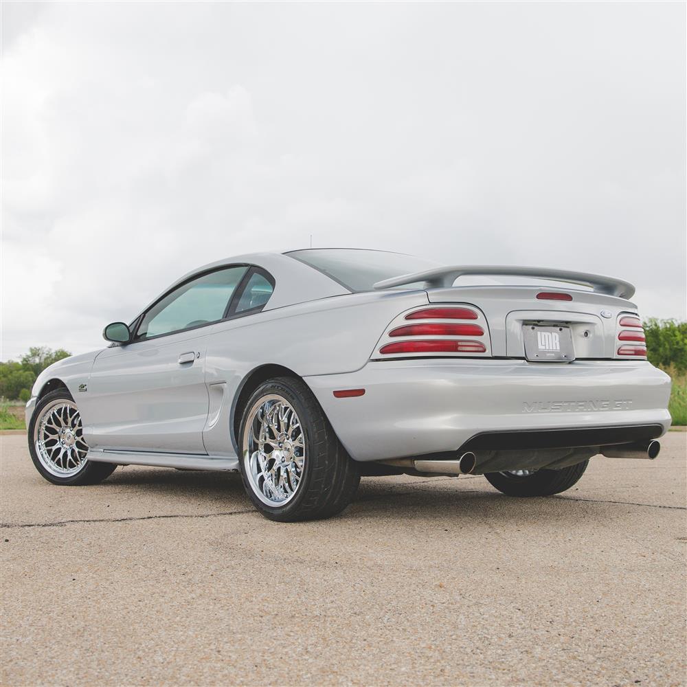 1994-04 Mustang SVE Series 3 Wheel & Kenda Tire Kit - 18x9/10  - Chrome
