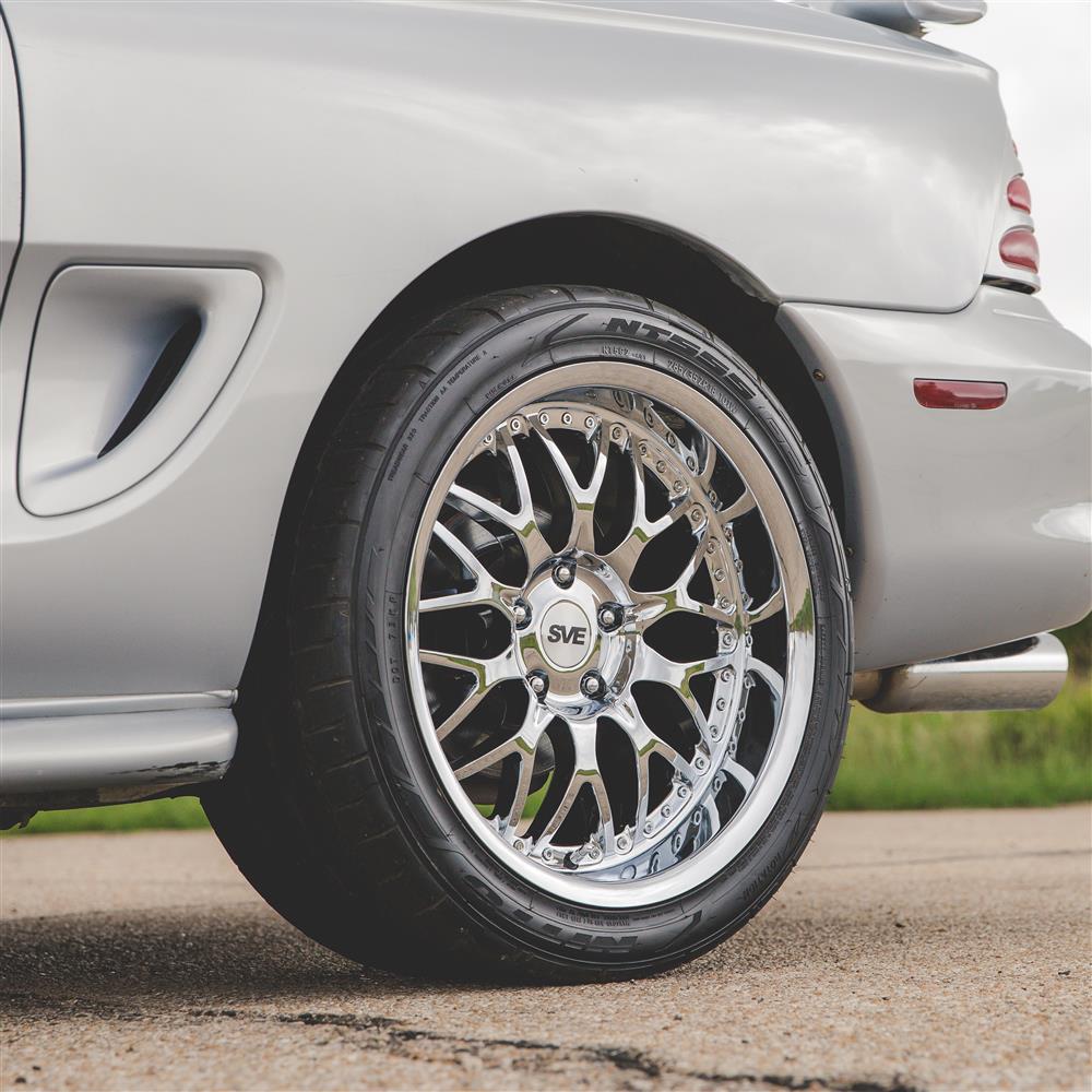 1994-04 Mustang SVE Series 3 Wheel & Kenda Tire Kit - 18x9/10  - Chrome