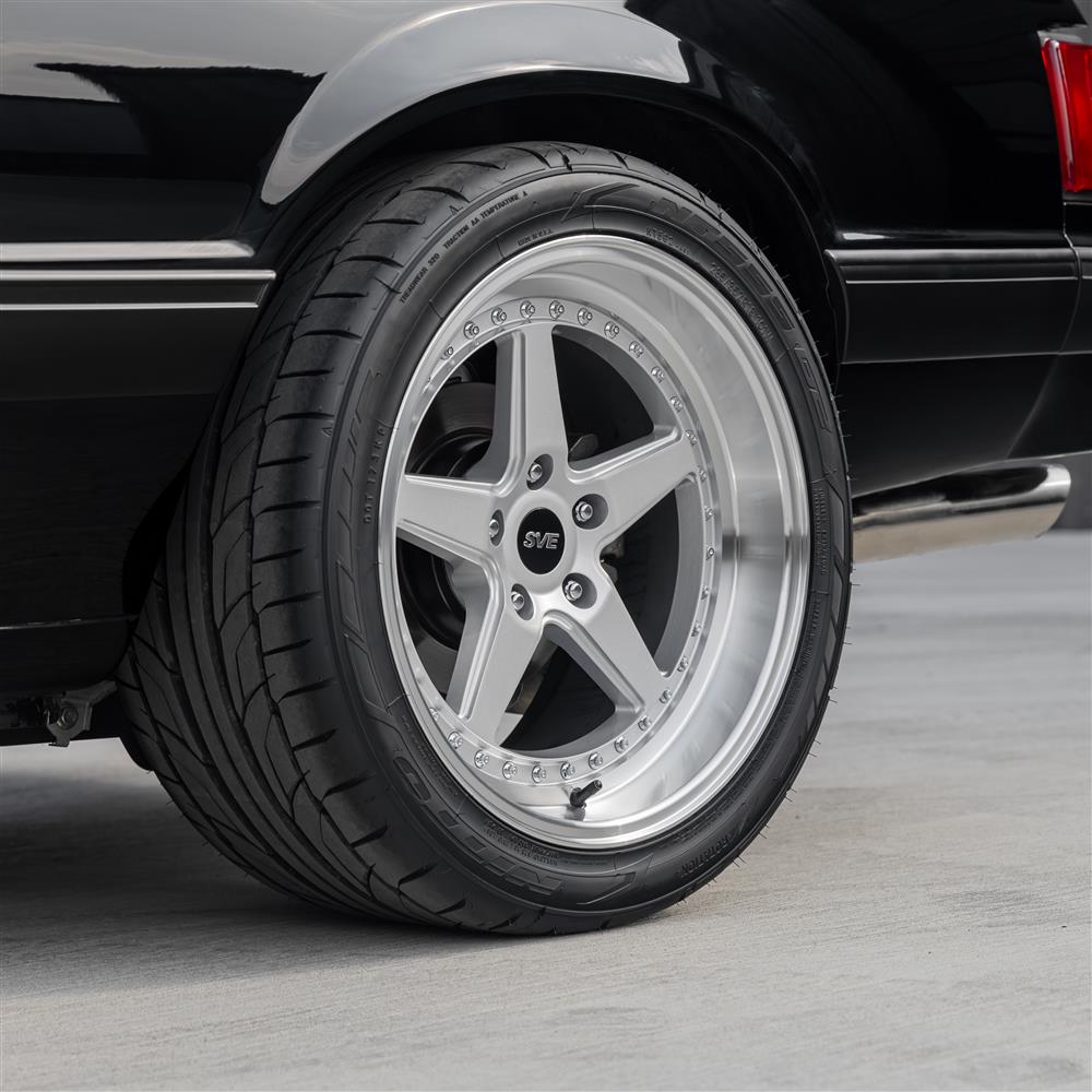 1994-04 Mustang SVE Series 4 Wheel - 18x10  - Gloss Silver
