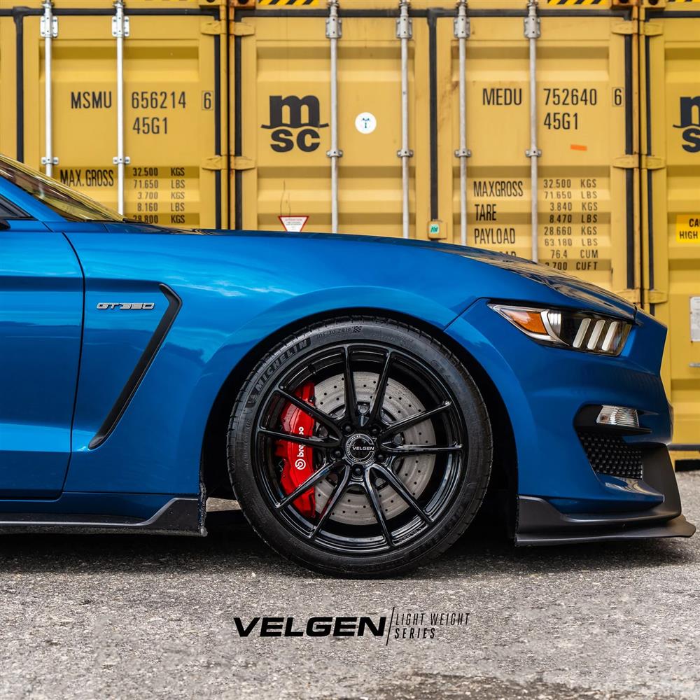 2015-20 Mustang Velgen VF5 Wheel & Nitto Tire Kit - 20x11/11.5  - Gloss Black GT350/R