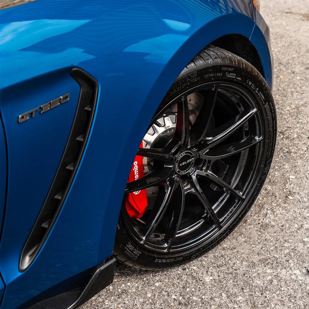 2015-20 Mustang Velgen VF5 Wheel & Nitto Tire Kit - 20x11/11.5  - Gloss Black GT350/R